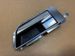 LAND ROVER GENUINE Land Rover Range Rover Sport L320 Rear Left Inner Opening Handle — thumbnail 4