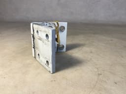 MERCEDES-BENZ Genuine Mercedes W463 G class Right Door Hinge A4637200137 — thumbnail 2