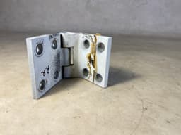 MERCEDES-BENZ Genuine Mercedes W463 G class Right Door Hinge A4637200137 — thumbnail 3