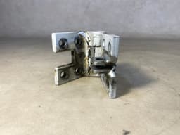 MERCEDES-BENZ Genuine Mercedes W463 G class Left Door Hinge A4637200037 — thumbnail 1
