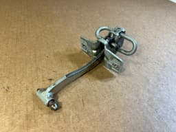 BMW BMW 7 E23 GENUINE Rear Trunk Latch 51241850889 — thumbnail 2