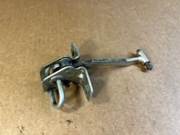 BMW BMW 7 E23 GENUINE Rear Trunk Latch 51241850889 — thumbnail 9