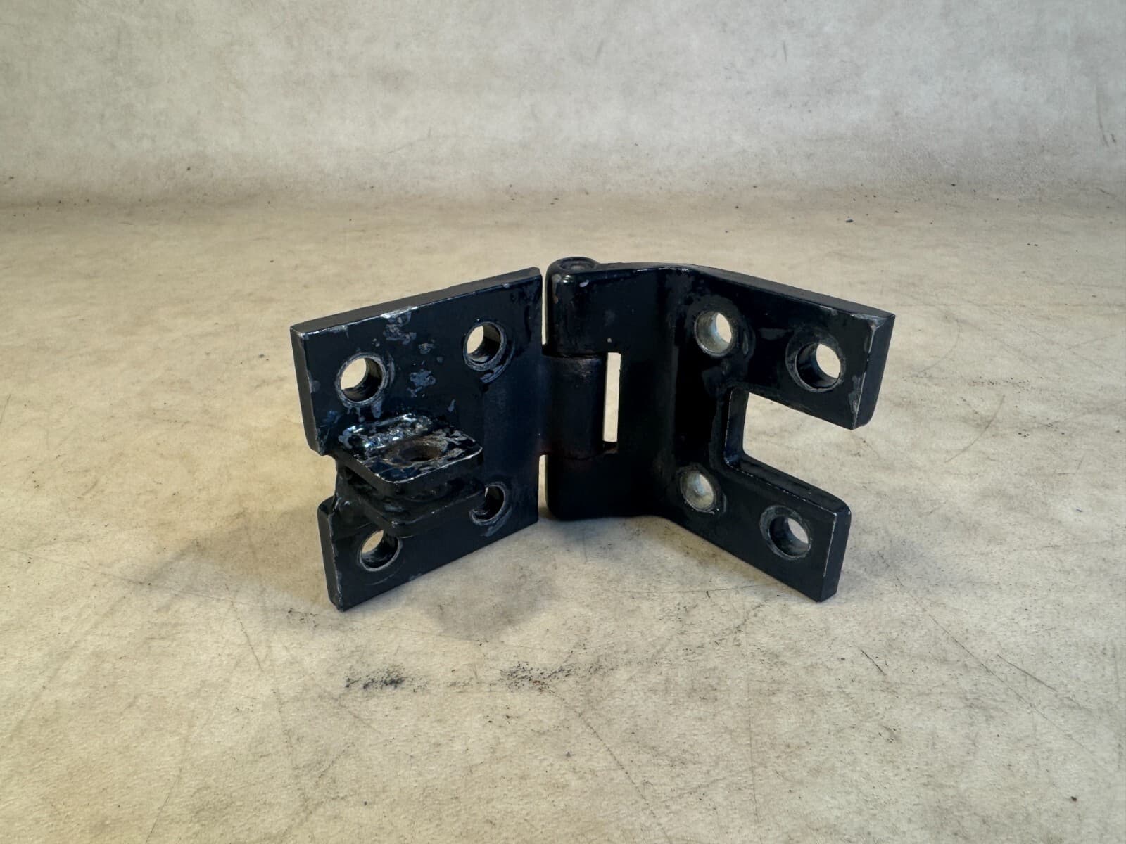 Genuine Mercedes W463 G class Right Door Hinge A4637200137