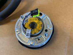 BMW BMW F15 F16 F20 F22 F25 F26 F30 F31 F32 F33 OEM M2 Steering Wheel CARBON VIBRO — thumbnail 8