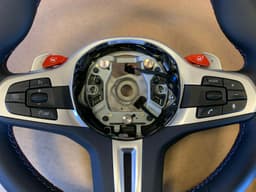 BMW BMW M5 F90 X3M F97 X4M F98 GENUINE USA M Steering Wheel VIBRO NEW — thumbnail 7