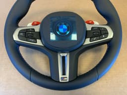 BMW BMW M5 F90 X3M F97 X4M F98 GENUINE USA M Steering Wheel VIBRO NEW — thumbnail 5
