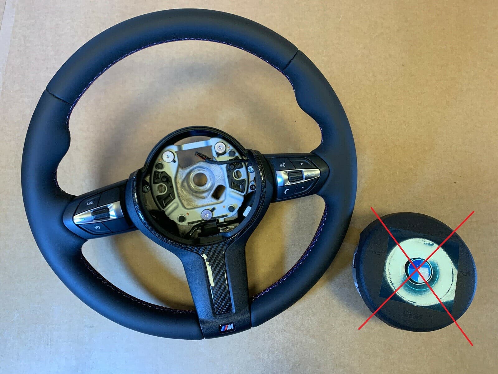 BMW BMW F22 F23 F30 F31 F32 F33 F34 F36 F87 OEM USA M Steering Wheel CARBON