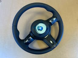 BMW BMW F22 F23 F30 F31 F32 F33 F34 F36 F87 OEM USA M Steering Wheel CARBON — thumbnail 9