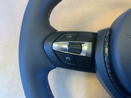 BMW BMW F15 F16 F25 F26 F39 F45 F48 GENUINE USA M Steering Wheel CARBON VIBRO — thumbnail 3