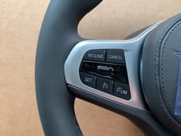 BMW BMW LCI 5 G30 G31 6 G32 X3 G01 X4 G02 GENUINE USA M Steering Wheel VIBRO — thumbnail 3
