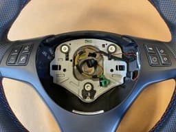 BMW BMW 1 3 X1 X5 X6 E81 E87 E88 E90 E91 E92 E93 E84 E70 E71 E72 M Steering Wheel — thumbnail 5