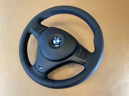 BMW BMW 1 3 X1 X5 X6 E81 E87 E88 E90 E91 E92 E93 E84 E70 E71 E72 M Steering Wheel — thumbnail 10