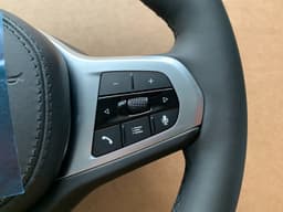BMW BMW LCI 5 G30 G31 G38 6 G32 X3 G01 G08 X4 G02 OEM EU M Steering Wheel VIBRO ACC — thumbnail 4
