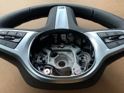 BMW BMW LCI 5 G30 G31 G38 6 G32 X3 G01 G08 X4 G02 OEM EU M Steering Wheel VIBRO ACC — thumbnail 8