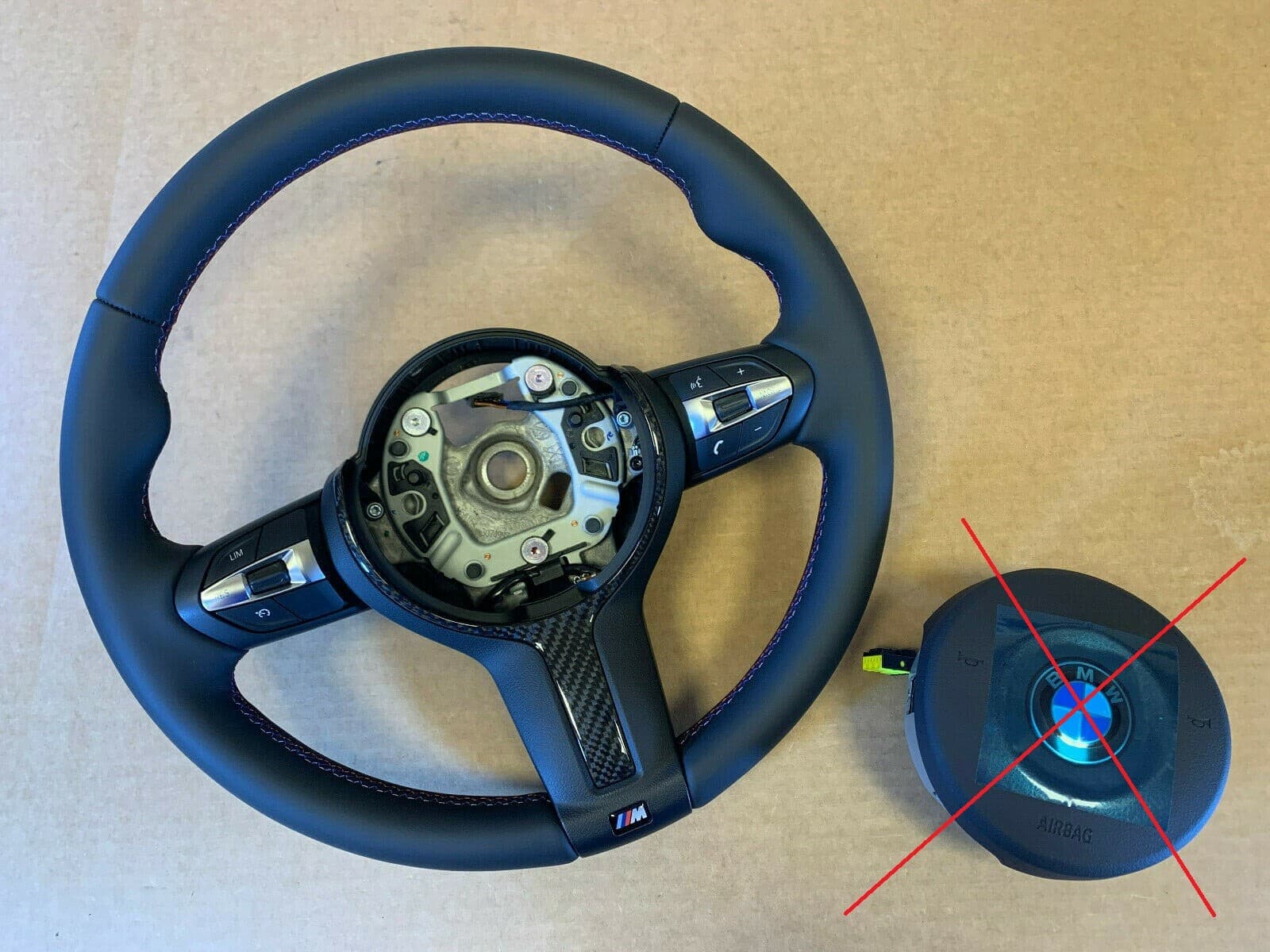 BMW BMW F01 F02 F03 F04 F06 F07 F10 F11 F12 F13 GENUINE USA M Steering Wheel