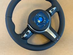 BMW BMW F15 F16 F20 F22 F25 F26 F30 F31 F32 F33 M Steering Wheel VIBRO M STITCHES — thumbnail 9