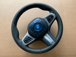 BMW BMW LCI 5 G30 G31 G38 6 G32 X3 G01 G08 X4 G02 OEM EU M Steering Wheel VIBRO ACC — thumbnail 9