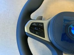 BMW BMW 5 G30 G31 G38 6 G32 X3 G01 X4 G02 OEM USA LCI M Sport Steering Wheel VIBRO — thumbnail 3