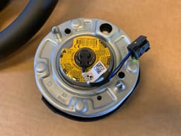 BMW BMW F15 F16 F20 F21 F22 F25 F26 F30 F31 F32 F33 F34 OEM M Steering Wheel VIBRO — thumbnail 9