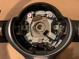 BMW BMW F15 F16 F20 F22 F25 F26 F30 F31 F32 F33 OEM M Steering Wheel M3 Paddle Vibro — thumbnail 6