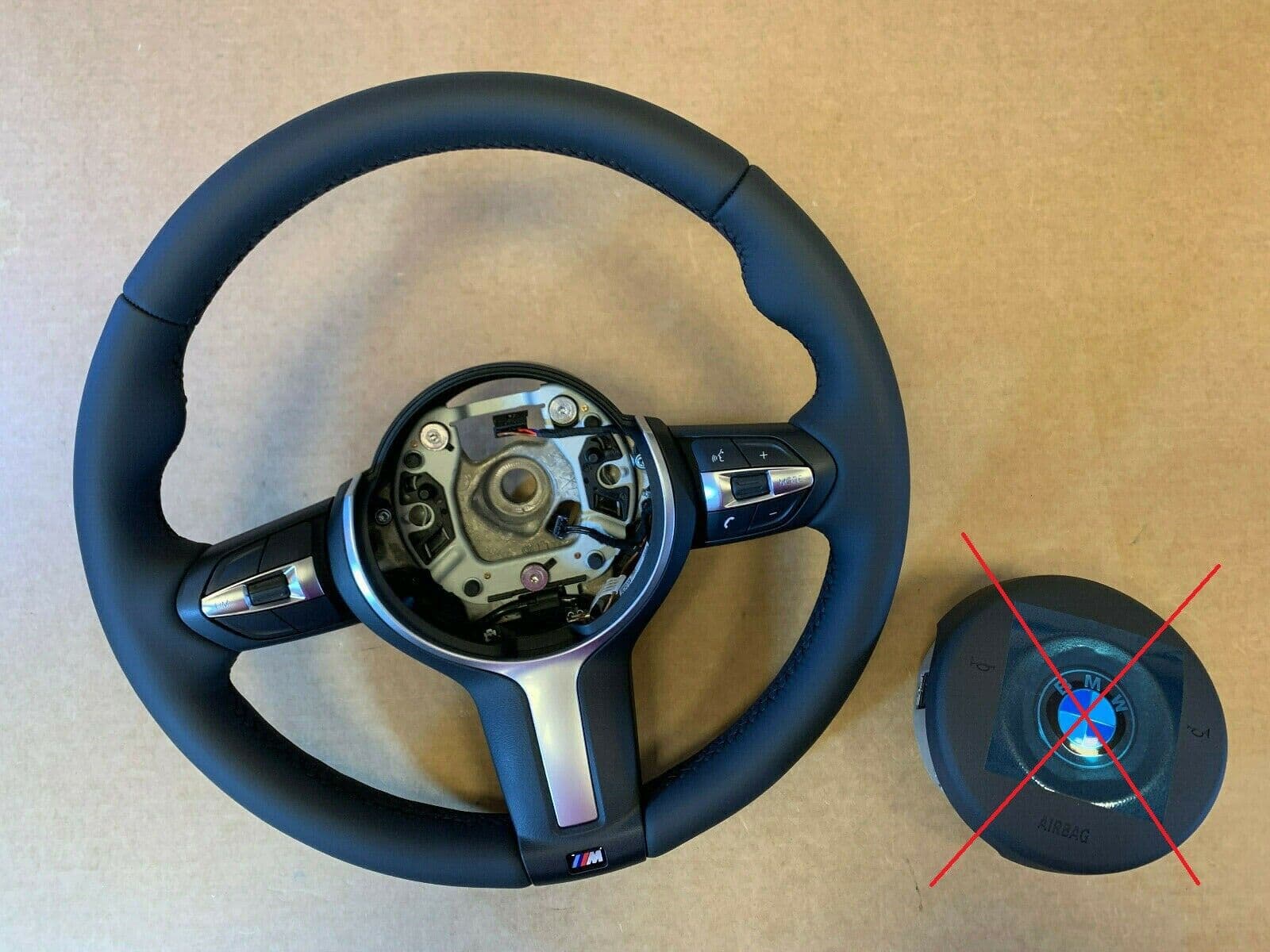 BMW BMW F20 F21 F22 F23 F30 F31 F32 F33 F34 F36 OEM USA M Sport Steering Wheel VIBRO