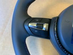 BMW BMW F01 F02 F03 F04 F06 F07 F10 F11 F12 F13 OEM M Sport Steering Wheel VIBRO — thumbnail 3