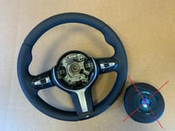 BMW BMW F01 F02 F03 F04 F06 F07 F10 F11 F12 F13 GENUINE USA M Steering Wheel VIBRO — thumbnail 1