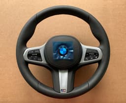 BMW BMW LCI 5 G30 G31 G38 6 G32 X3 G01 G08 X4 G02 GENUINE M Steering Wheel VIBRO — thumbnail 2
