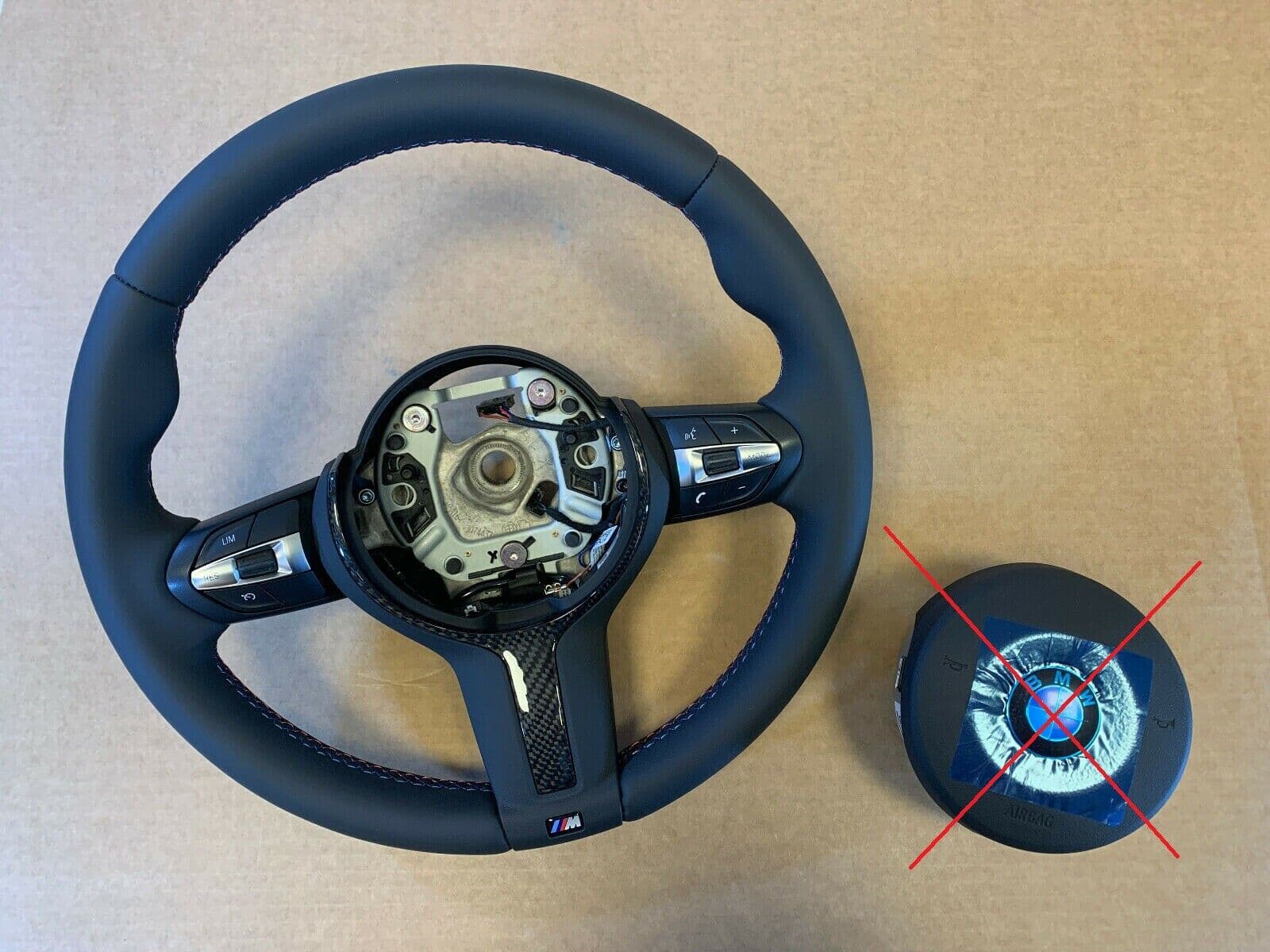BMW BMW F15 F16 F20 F22 F25 F26 F30 F31 F32 F39 F48 M Steering Wheel VIBRO CARBON