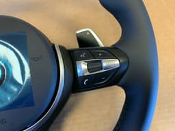 BMW BMW X3 X4 X5 X6 F15 F16 F25 F26 USA M Steering Wheel PADDLES HEATED VIBRO ASSIST — thumbnail 4