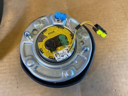 BMW BMW 8 X5 X6 X7 G14 G15 G16 G05 G06 G07 USA OEM M Steering Wheel Petals Assist+ — thumbnail 6