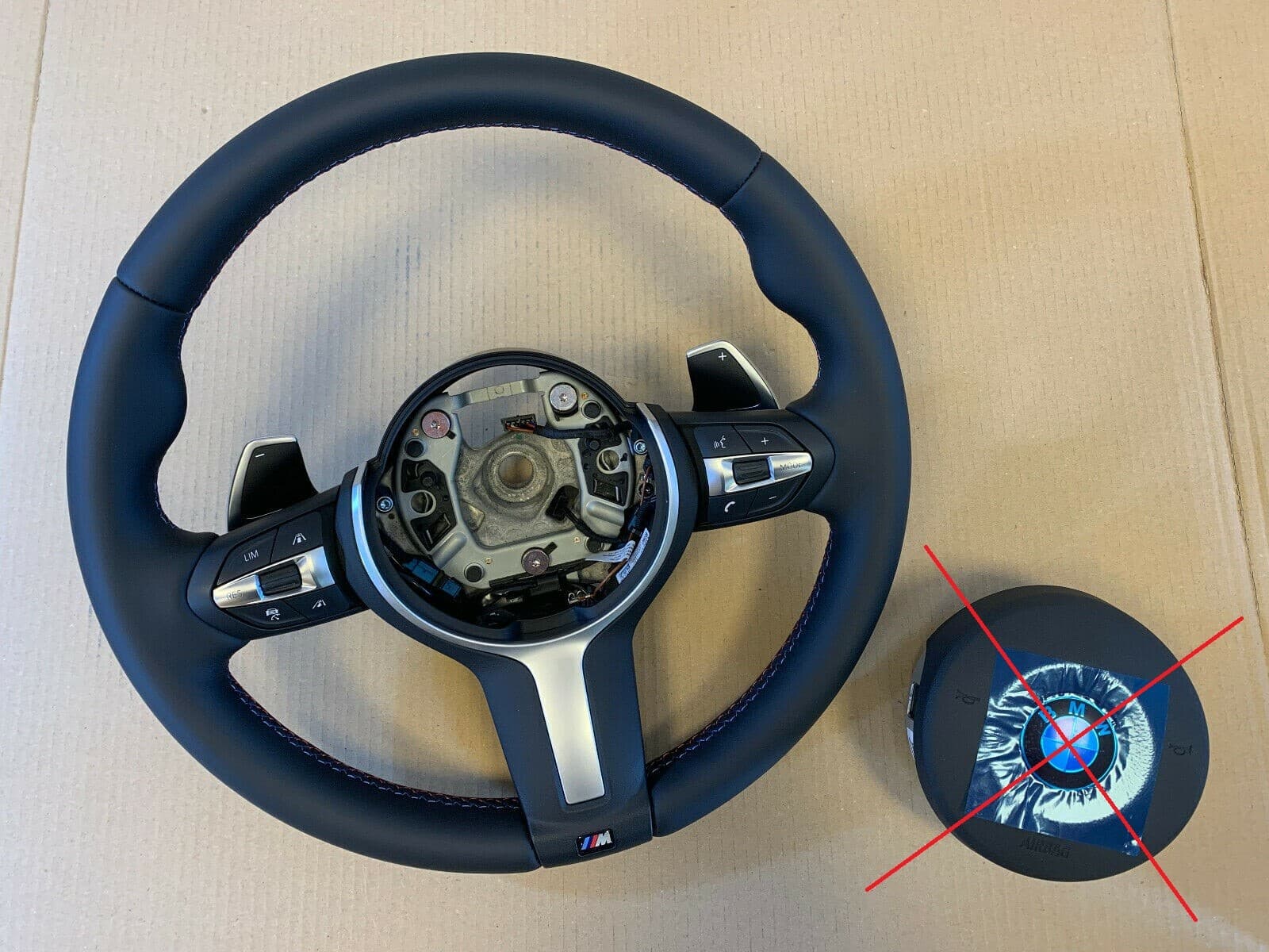 BMW BMW X5 X6 X3 X4 F15 F16 F25 F26 OEM M Steering Wheel Paddle VIBRO ACC M STITCHES