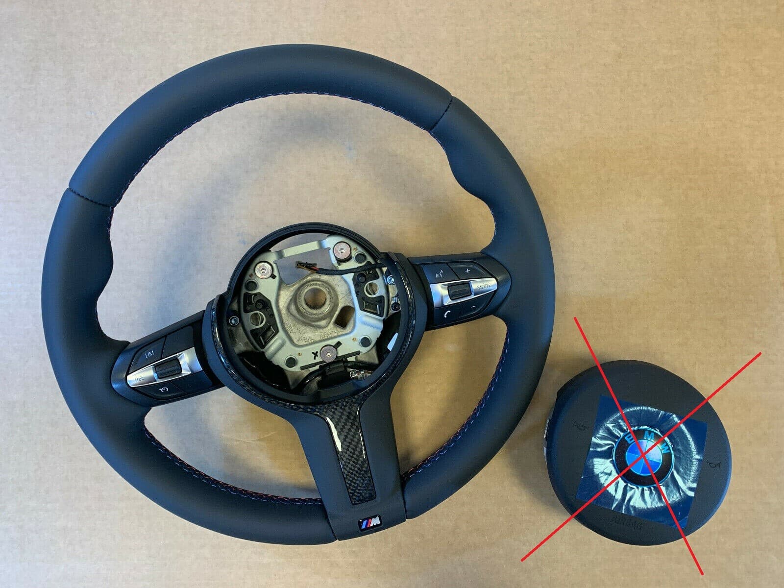 BMW BMW F15 F16 F20 F22 F25 F26 F30 F31 F32 F33 F34 F39 F48 M Steering Wheel CARBON