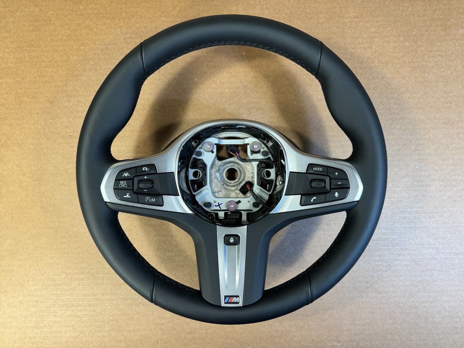 BMW BMW 5 G30 G31 G38 6 G32 X3 G01 X4 G02 OEM M Steering Wheel HEATING VIBRO ASSIST+
