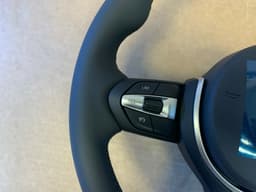 BMW BMW F15 F16 F25 F26 F39 F45 F48 GENUINE USA M Steering Wheel VIBRO — thumbnail 3