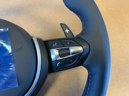 BMW BMW F15 F16 F25 F26 F39 F45 F48 GENUINE USA M Steering Wheel VIBRO ACC M PADDLES — thumbnail 4