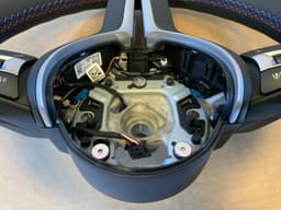 BMW BMW F15 F16 F25 F26 F39 F45 F48 GENUINE USA M Steering Wheel VIBRO ACC M PADDLES — thumbnail 8