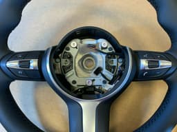 BMW BMW F01 F02 F03 F04 F06 F07 F10 F11 F12 F13 GENUINE USA M Steering Wheel HEATING — thumbnail 7