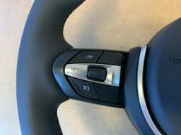 BMW BMW F22 F23 F30 F31 F32 F34 F36 USA GENUINE M Steering Wheel HEATING — thumbnail 3