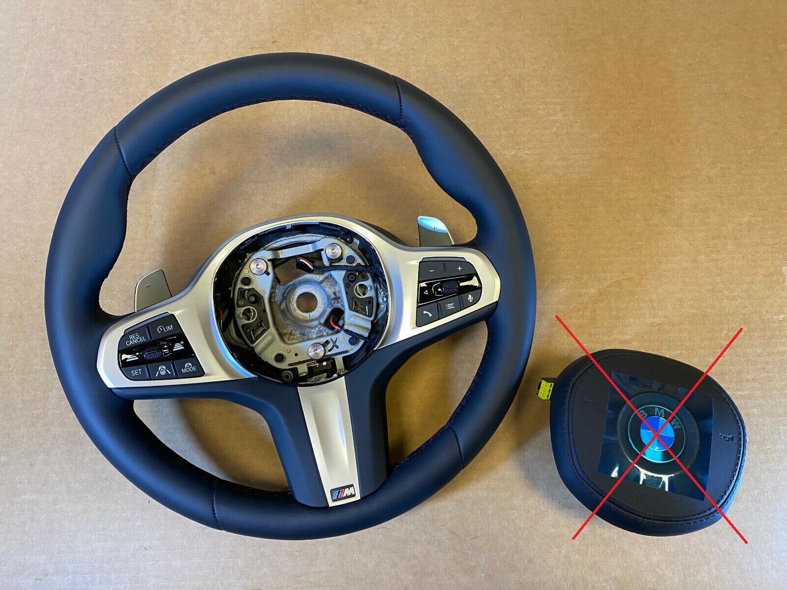 BMW BMW 8 X5 X6 X7 G14 G15 G16 G05 G06 G07 USA M Steering Wheel Petals Assist+