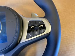 BMW BMW 8 X5 X6 X7 G14 G15 G16 G05 G06 G07 USA M Steering Wheel Petals Assist+ — thumbnail 4