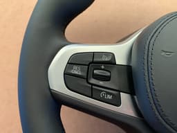 BMW BMW 5 G30 G31 G38 6 G32 X3 G01 G08 X4 G02 GENUINE M Sport Steering Wheel — thumbnail 3