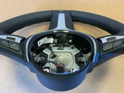 BMW BMW F20 F21 F22 F23 F30 F31 F32 F33 F34 F36 F39 F48 OEM M Steering Wheel VIBRO — thumbnail 8