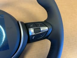 BMW BMW F20 F21 F22 F23 F30 F31 F32 F33 F34 F36 F39 F48 OEM M Steering Wheel VIBRO — thumbnail 4