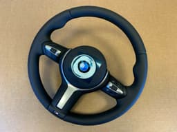 BMW BMW F20 F21 F22 F23 F30 F31 F32 F33 F34 F36 F39 F48 OEM M Steering Wheel VIBRO — thumbnail 10