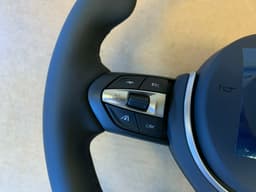 BMW BMW F22 F23 F30 F31 F34 F32 F33 F36 USA M Steering Wheel VIBRO DRIVING ASSIST+ — thumbnail 3