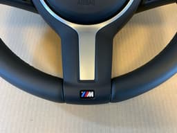 BMW BMW F01 F02 F03 F04 F06 F07 F10 F11 F12 F13 GENUINE M Sport Steering Wheel VIBRO — thumbnail 5