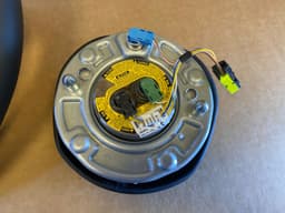 BMW BMW 5 G30 G31 G38 6 G32 X3 G01 G08 X4 G02 OEM USA M Steering Wheel VIBRO ASSIST+ — thumbnail 6