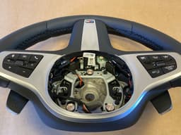 BMW BMW 5 G30 G31 G38 6 G32 X3 G01 G08 X4 G02 OEM USA M Steering Wheel VIBRO ASSIST+ — thumbnail 8
