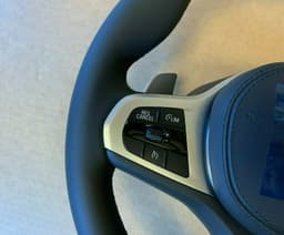 BMW BMW 5 G30 G31 G38 6 G32 X3 G01 G08 X4 G02 OEM LCI EU M Steering Wheel VIBRO — thumbnail 3